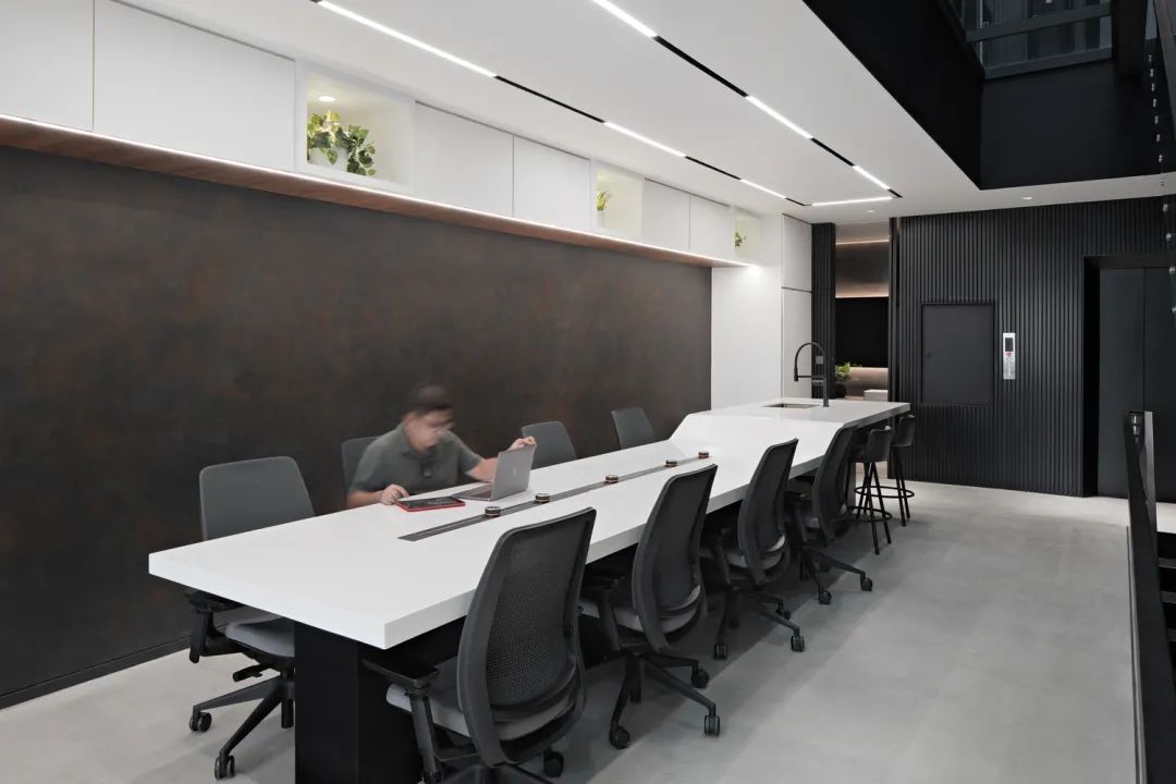 印尼雅加达“Ruko”改造设计丨印度丨KThengono Design Studio-14