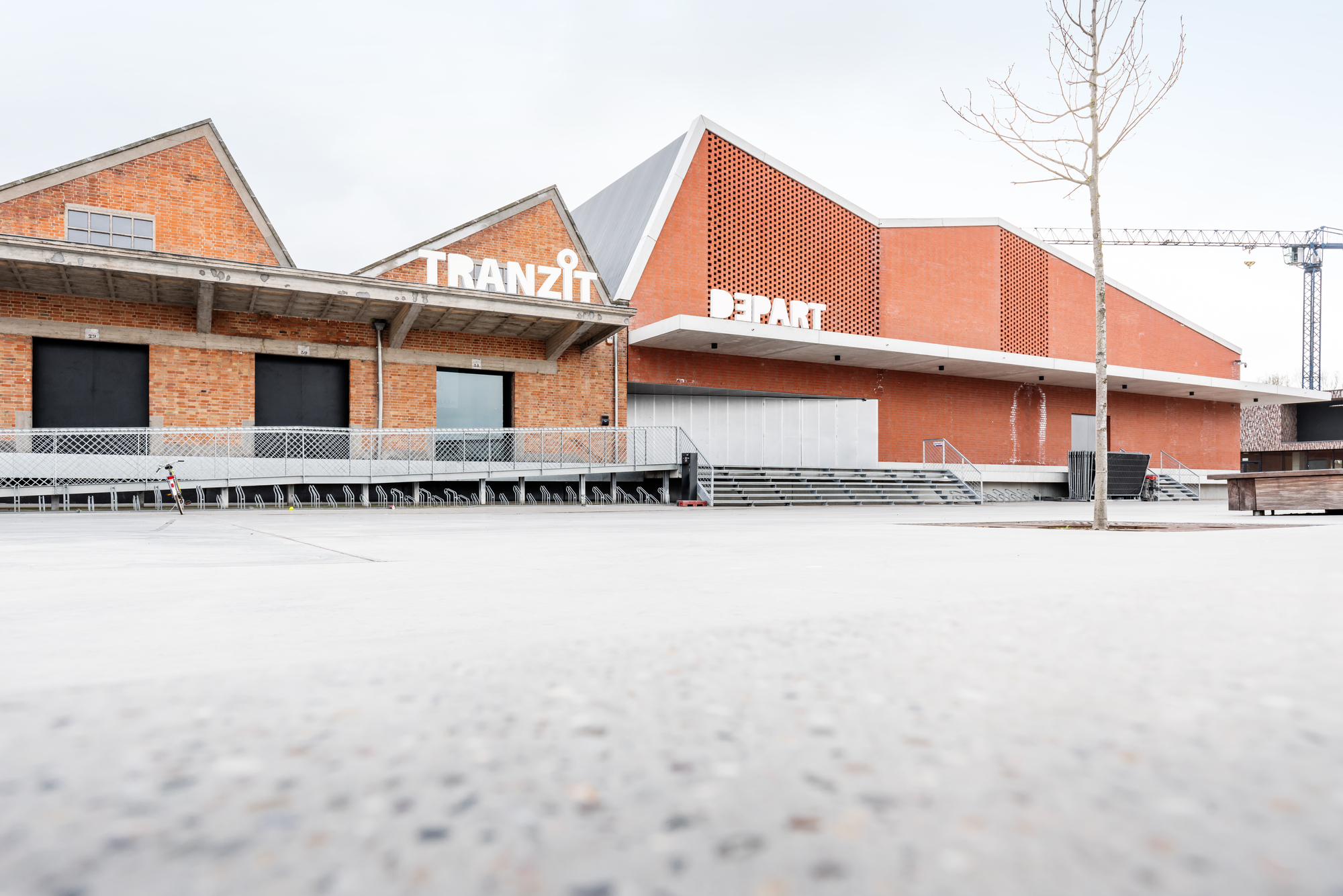 出发事件大厅丨比利时丨Barchitecten-28