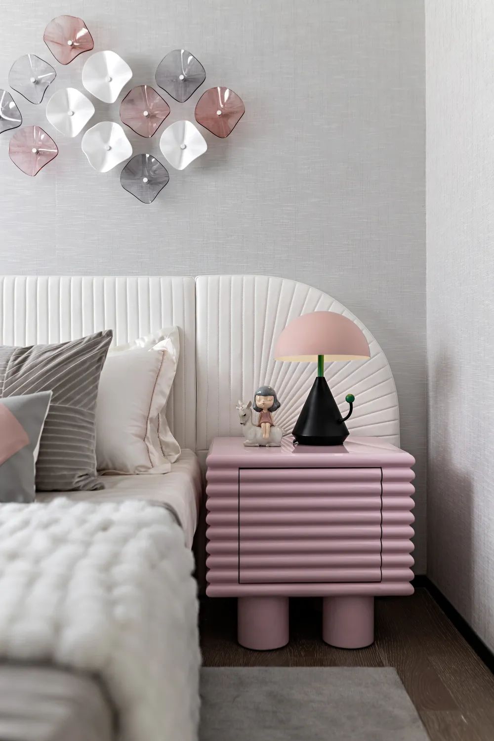 天津中海·津门大院现代法式样板房 | 黑红配色，致敬永恒经典-33