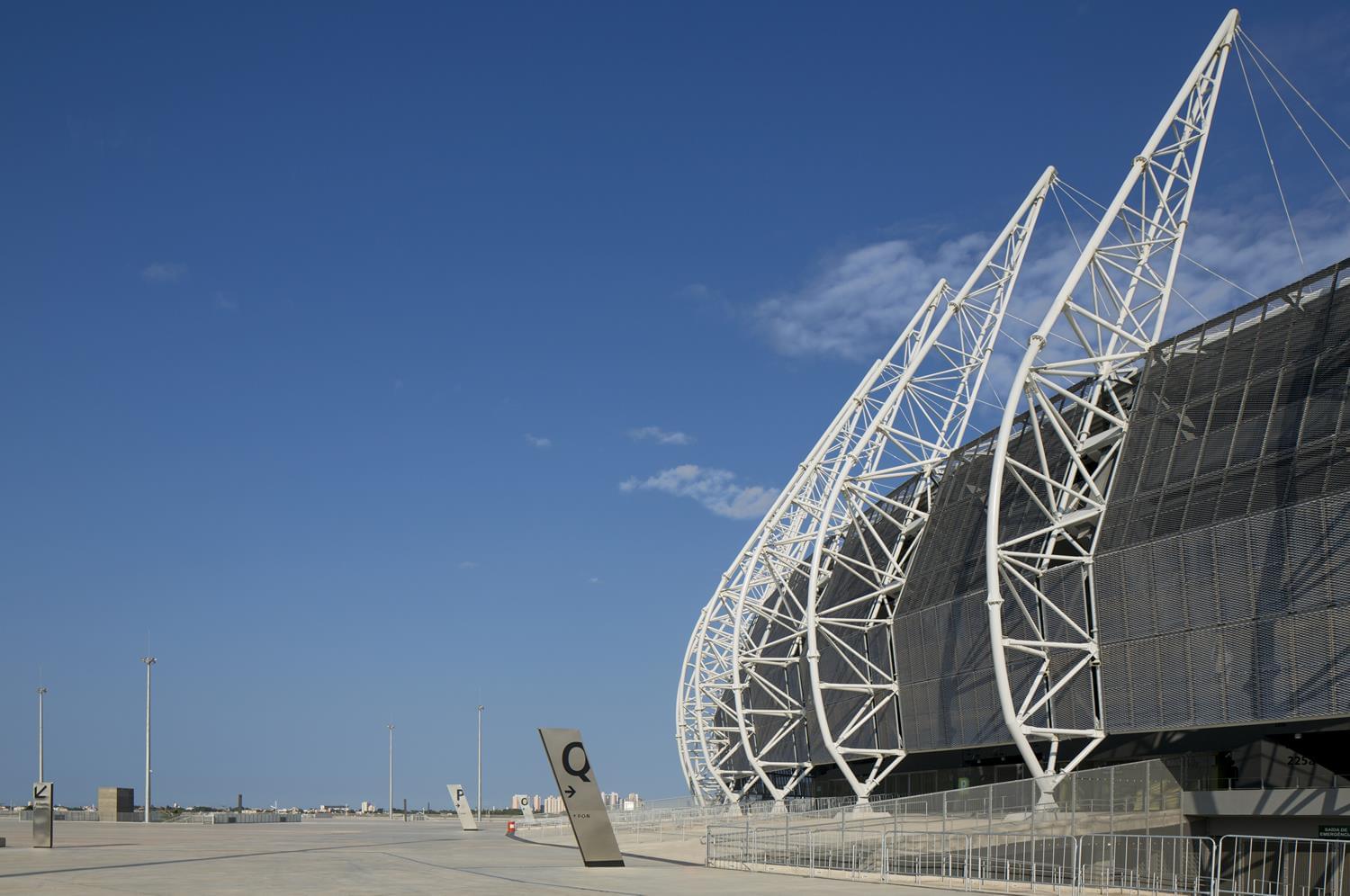 “现代化改造的 Arena Castelão | 环保、可持续与多功能”-3