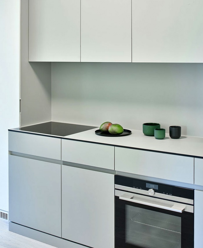 极简主义和鲜明特色的家-6