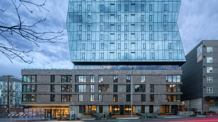 Skyglass Apartments 租赁住宅楼丨美国西雅图-13