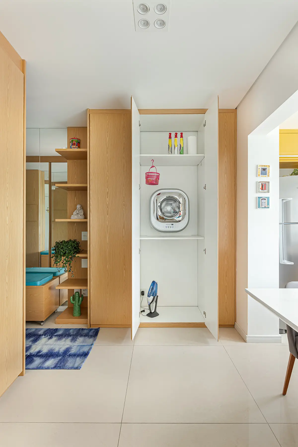 La chambre est bien dissimulée dans ce mini loft de 48m2-12