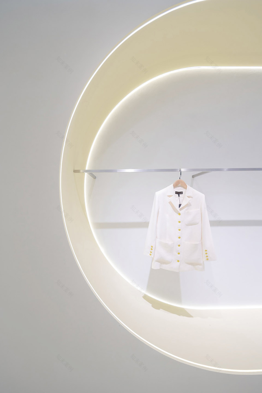 时尚品牌店设计大赏 | ON/OFF、BIBILEE、AND.G 概念店-16