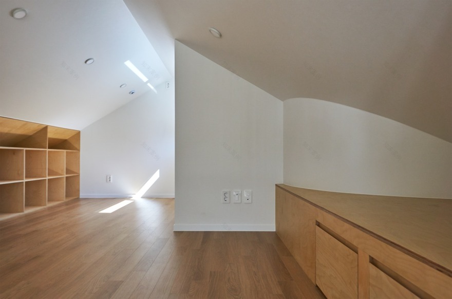 五彩斑斓的“城墙”家园,音乐与美酒的沉浸式体验-69