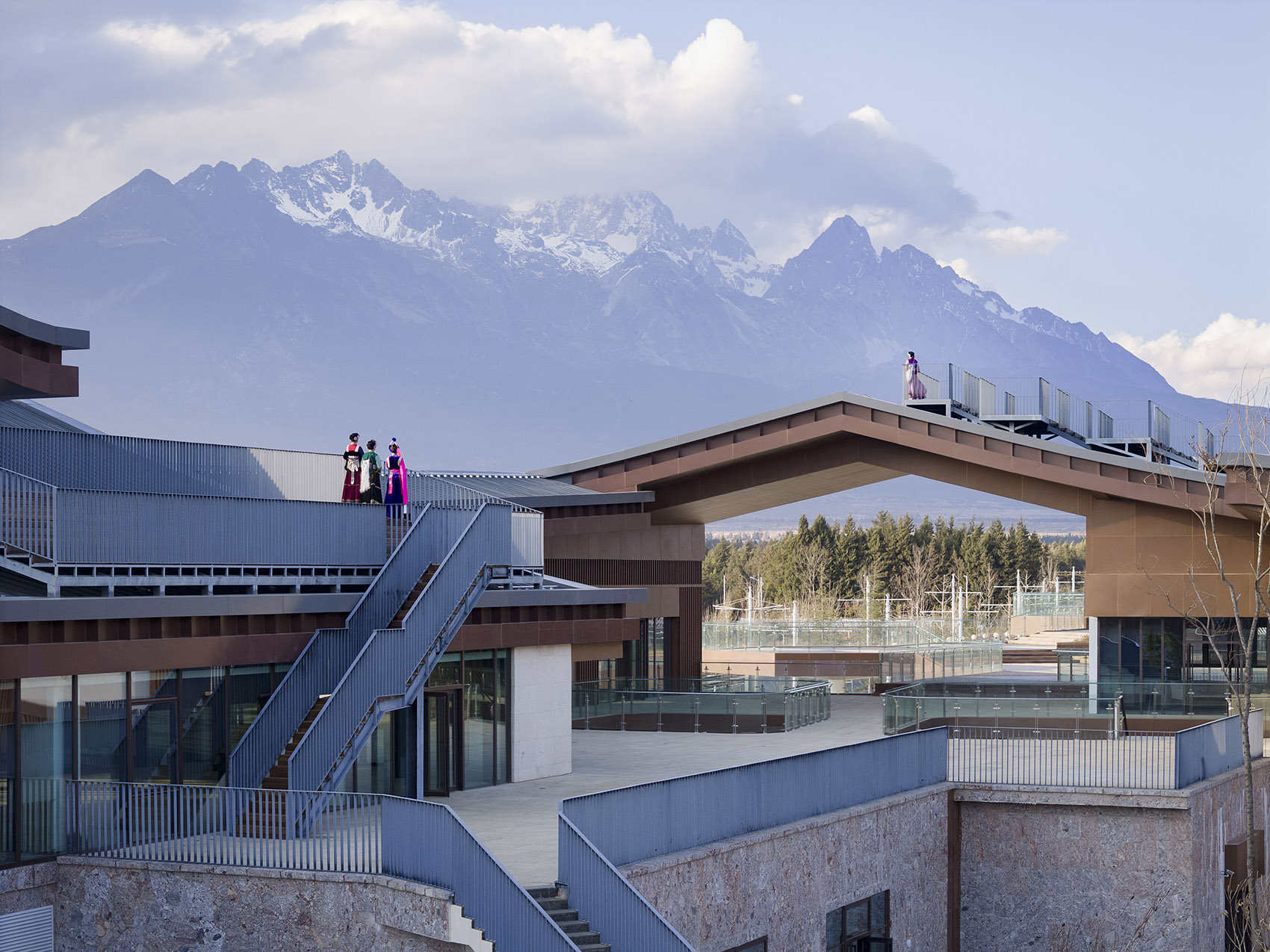 丽江市旅游集散中心（玉龙雪山新游客服务中心）丨中国丽江丨清华大学建筑设计研究院有限公司-19
