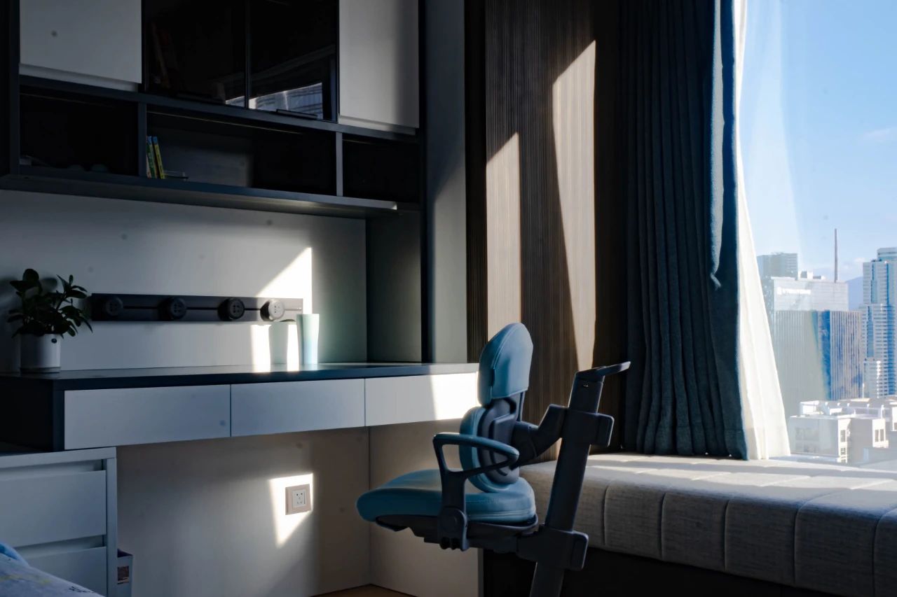 宇文长凝的 330㎡静谧之家丨温馨工作室-43