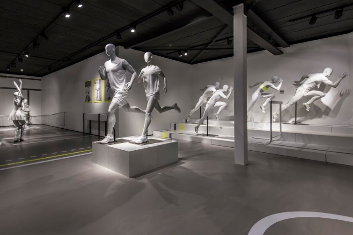 荷兰 Hans Boodt Mannequins 运动模特展厅-1
