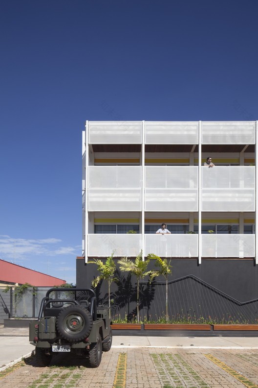 巴西 Fabrika Filmes 总部共享空间设计-37