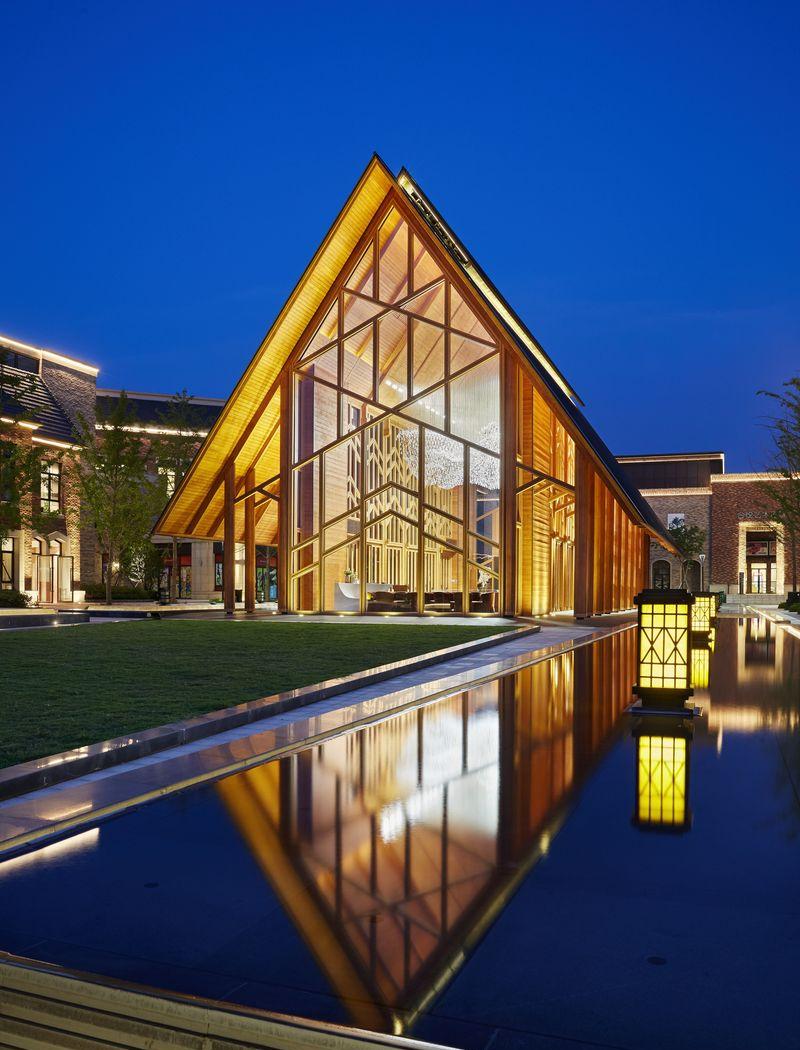 教堂茶室共融，养老养生社区的售楼新体验-17