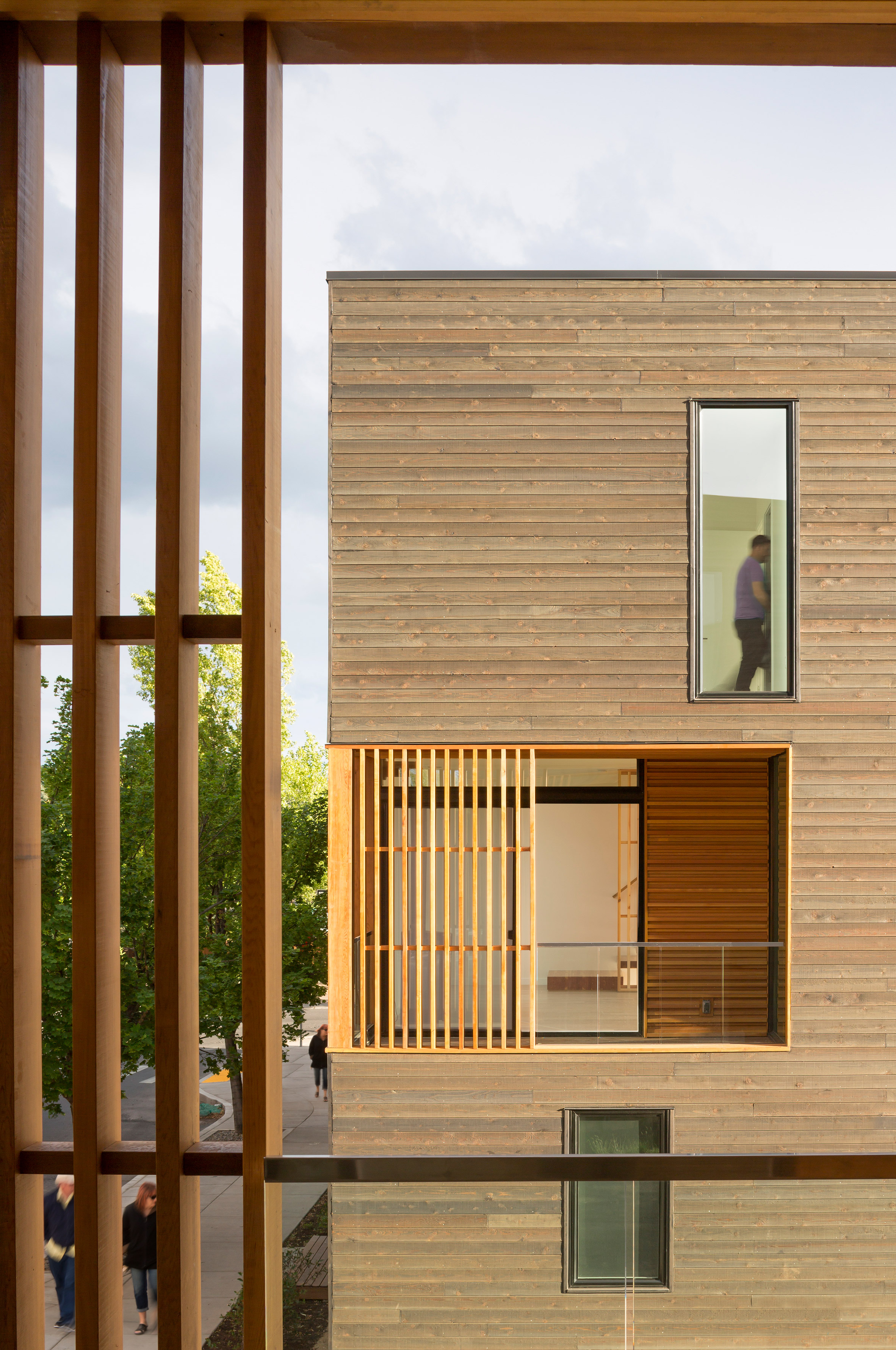 Hacker Architects designs housing in central Oregon for outdoorsy types-18