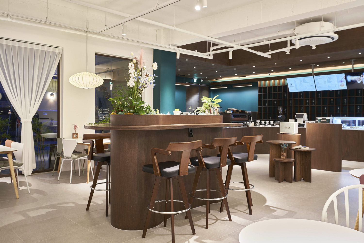 现代简约 40 平咖啡厅设计 打造温馨舒适空间-12