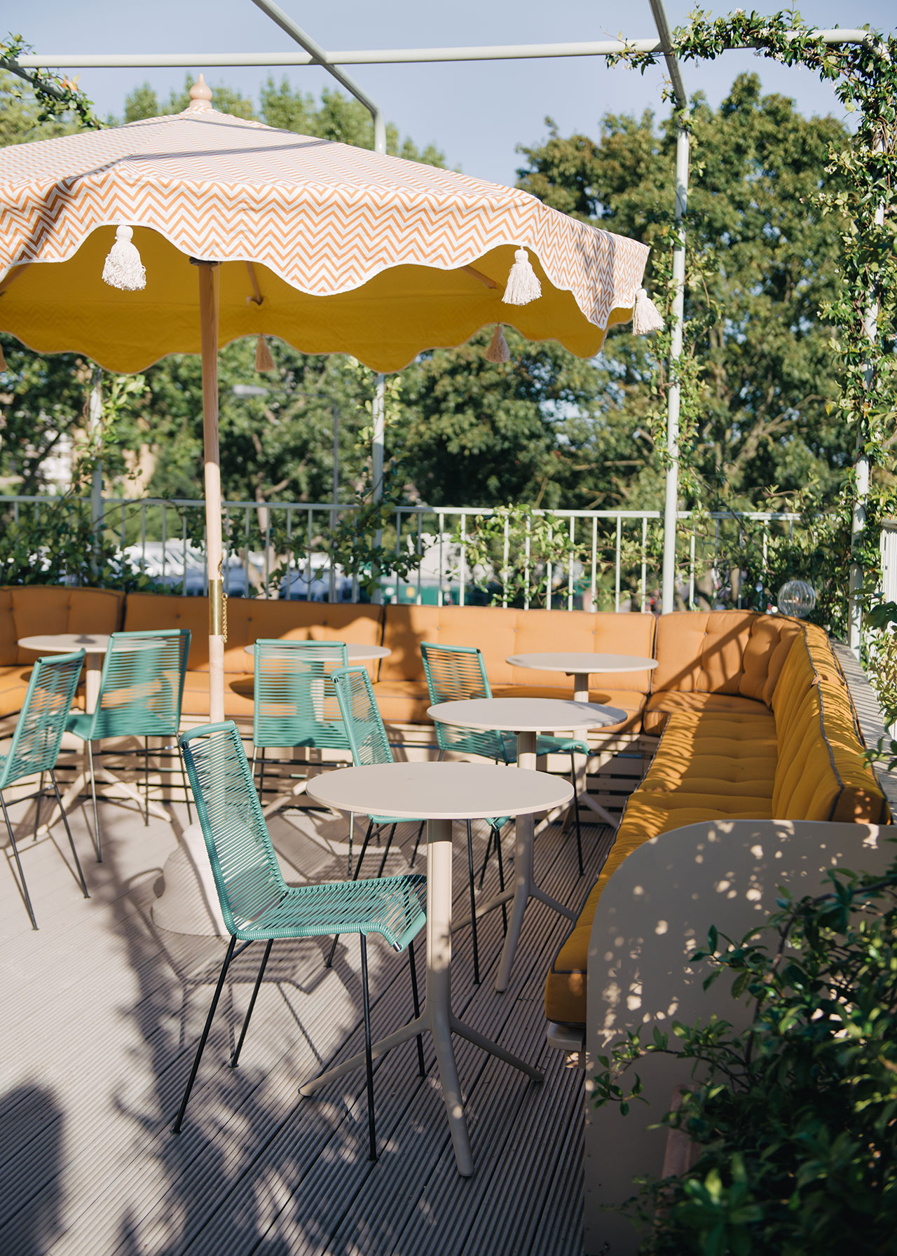 参观一家女装时尚品牌的办公室-15