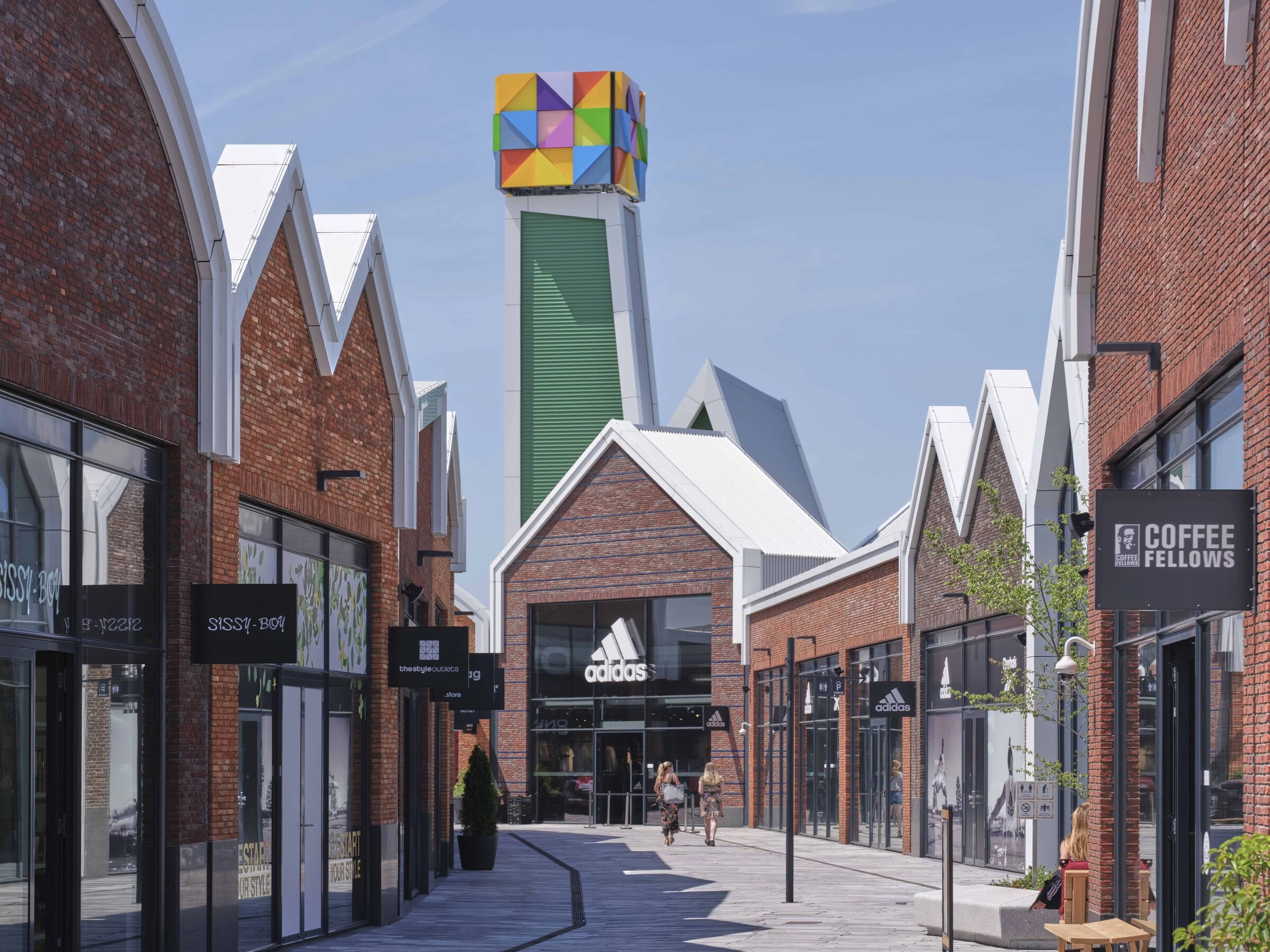 阿姆斯特丹时尚奥特莱斯丨荷兰阿姆斯特丹丨Common Affairs-12