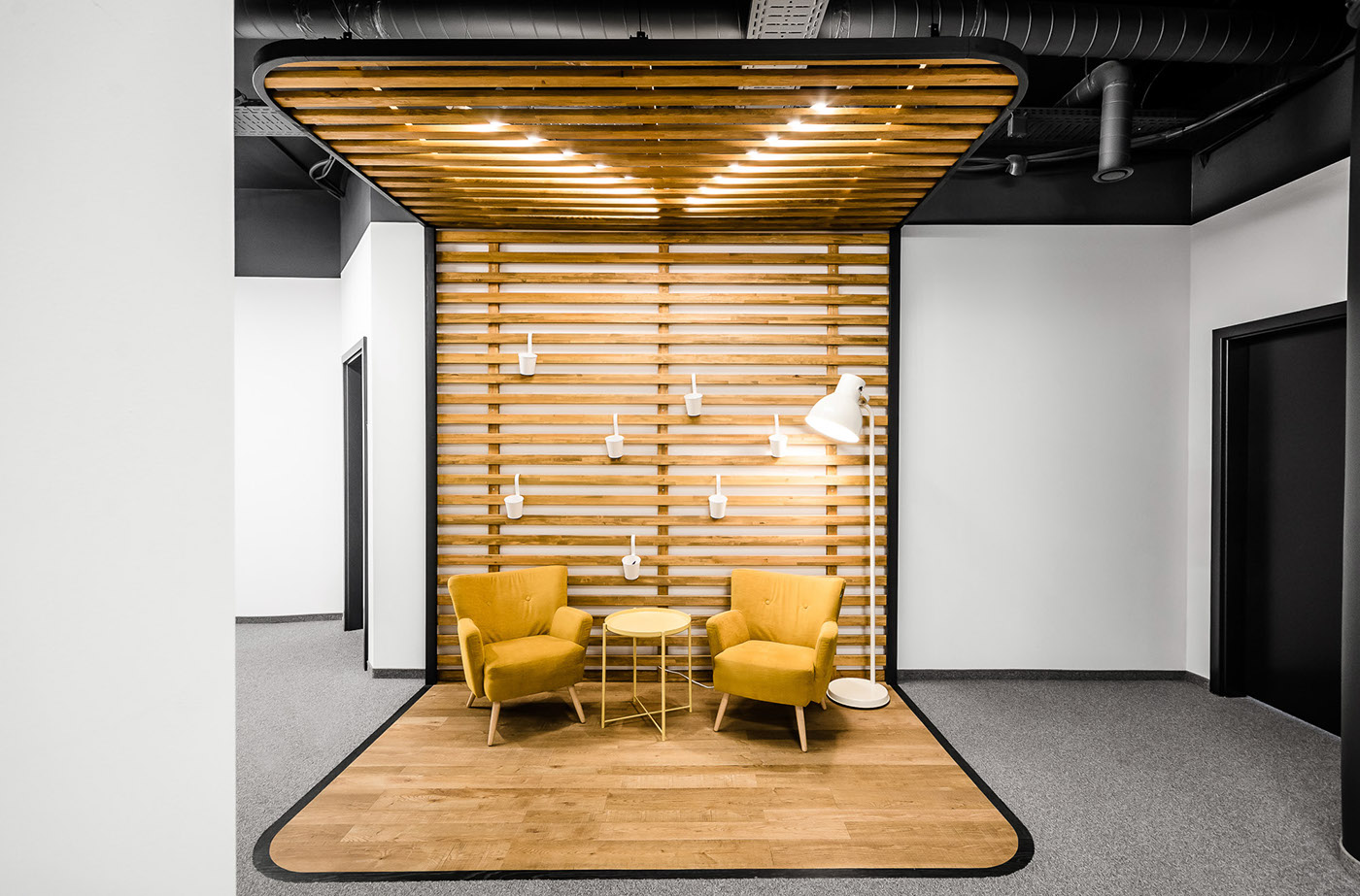 智能导航办公室设计 | 状态栏与可视化图标的新颖运用-9