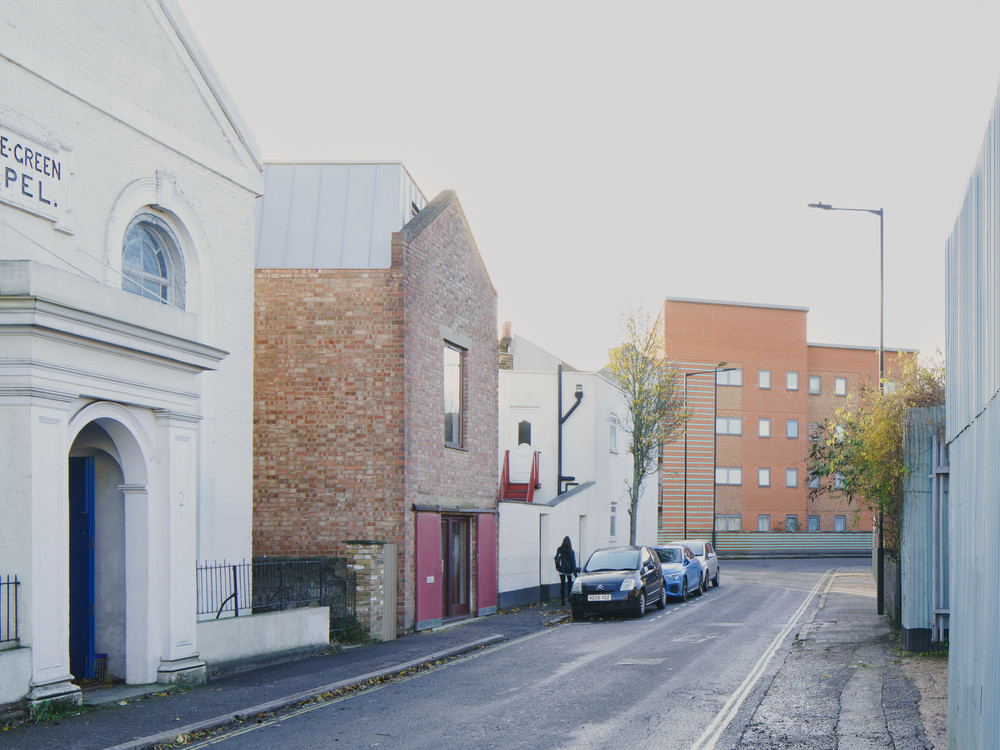 英国劳埃德·艾斯特住宅丨英国伦敦丨公共场地工作室-3