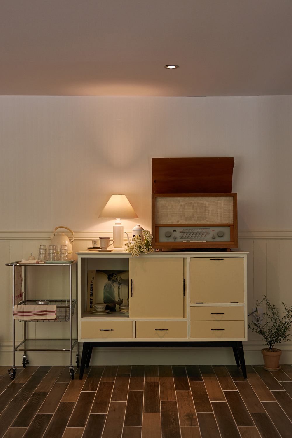 欧洲家庭住宅 | 水源咖啡厅的温馨设计-25