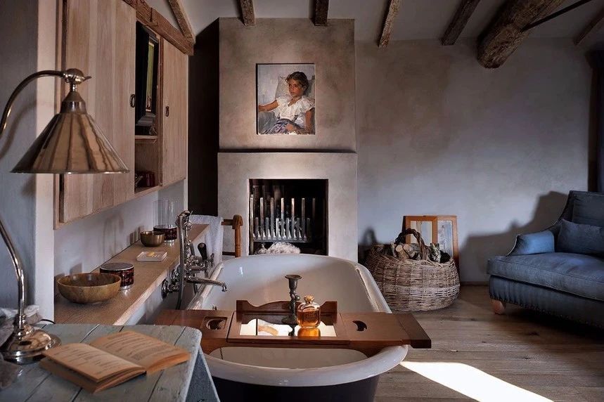 意大利千年古堡改造成奢华酒店,领略中世纪魅力-97