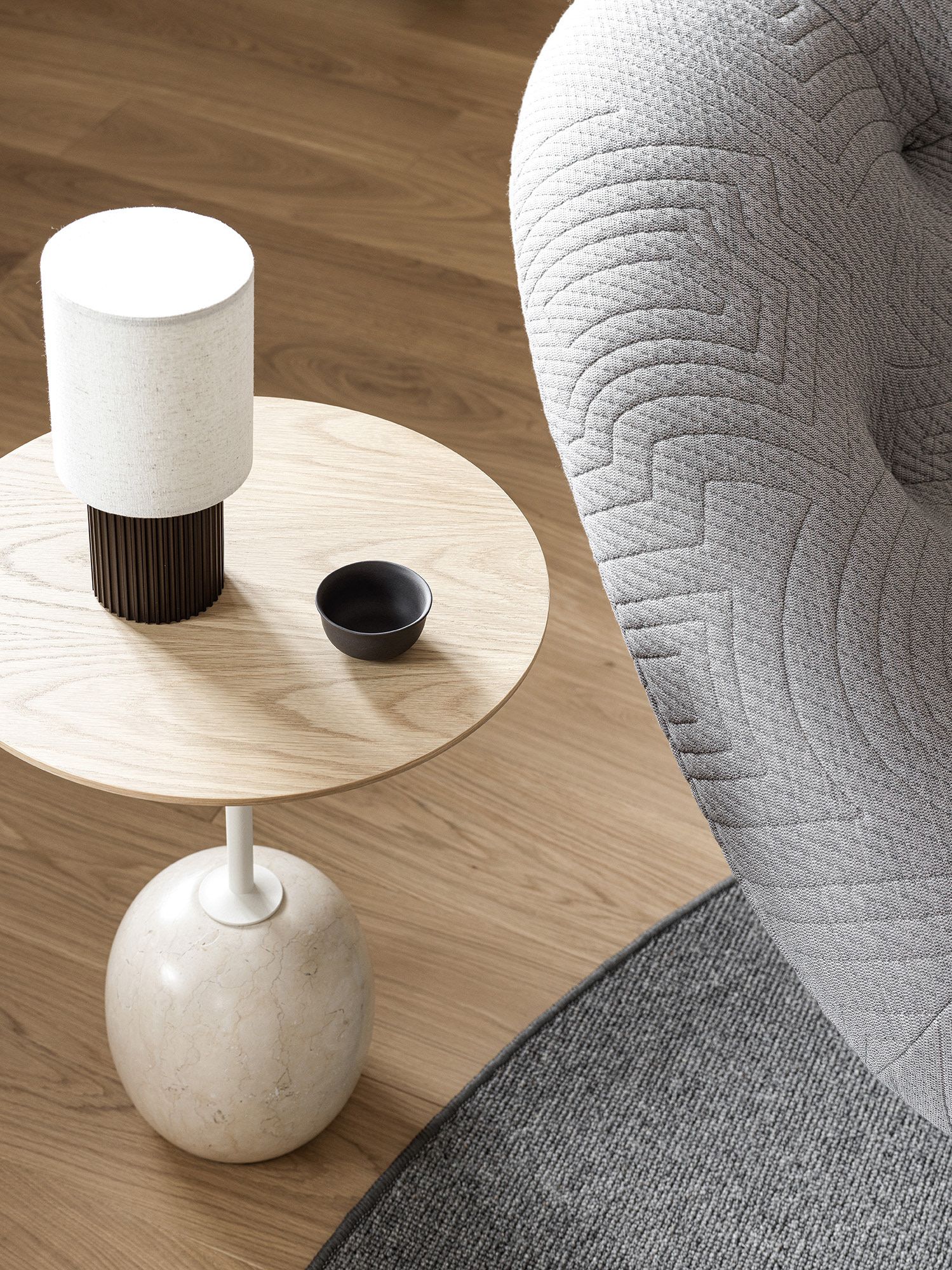 AR09

由于AR09可能是特定领域（如产品编号、项目代码等）的专有名称，没有更多背景信息时，通常直接保留原样 -22