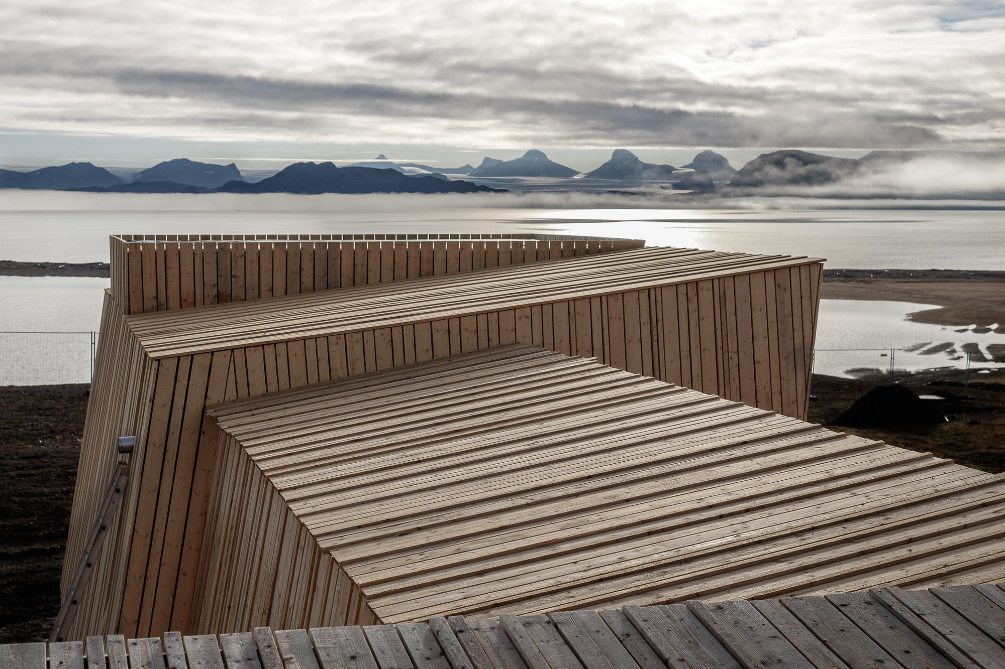 极地科研观测站的现代设计-15