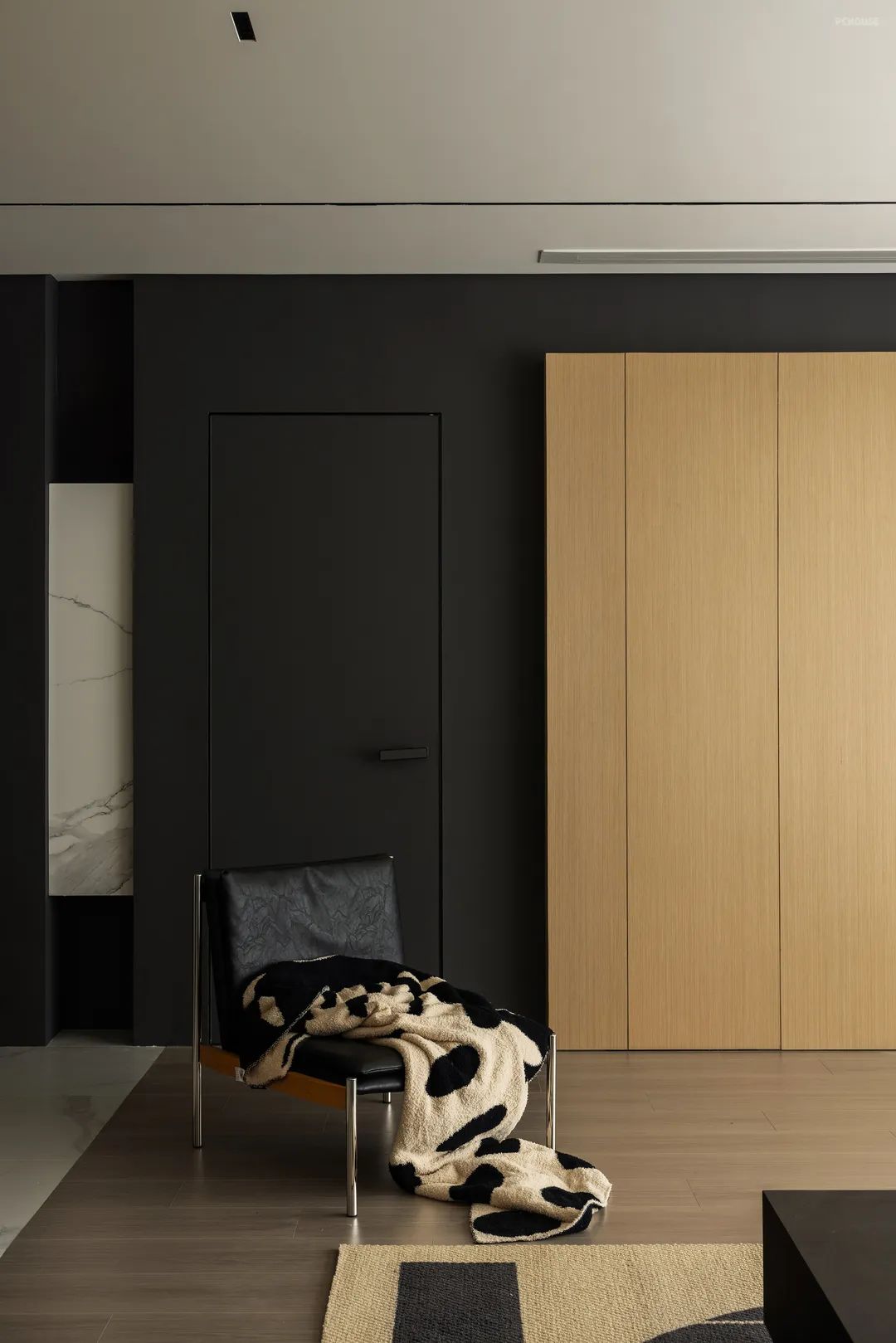 有娃家庭的现代极简风格设计-25