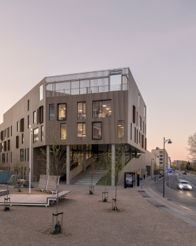 Islands Brygge 岛上的学校丨丹麦哥本哈根丨C.F. Møller,TREDJE NATUR