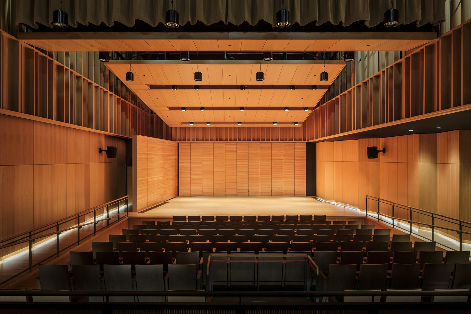 芝加哥州立大学艺术人文大楼-32