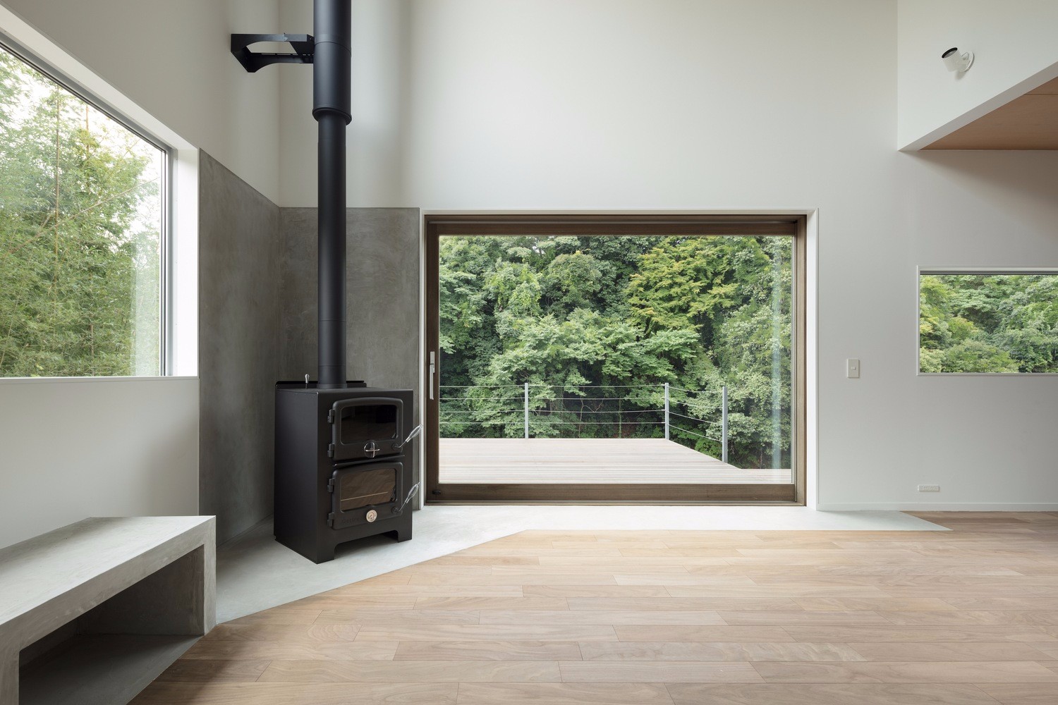 林间溪旁的自然摄影工作室-13