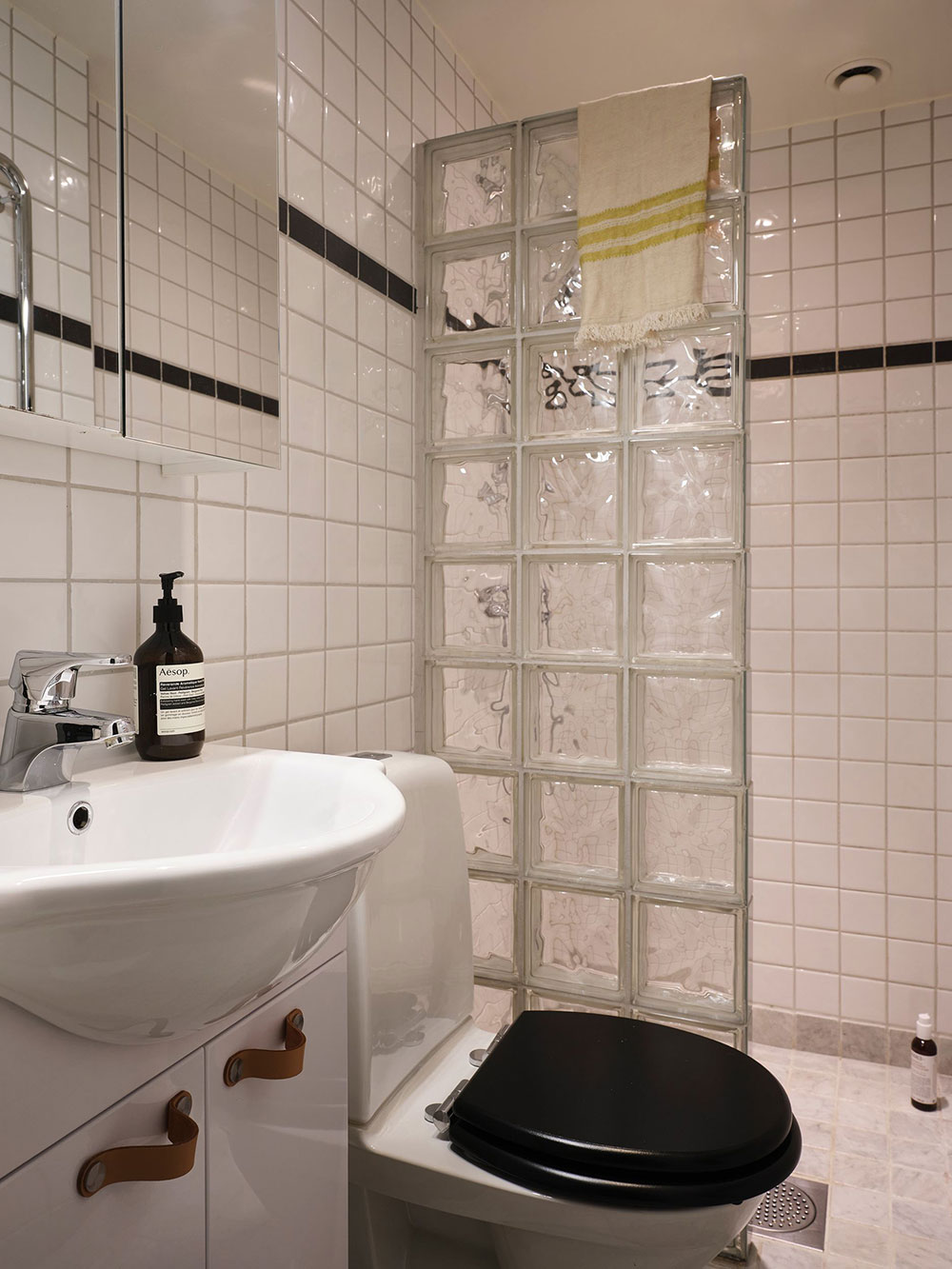 斯德哥尔摩 49㎡奇趣公寓 | 不寻常的北欧设计-17