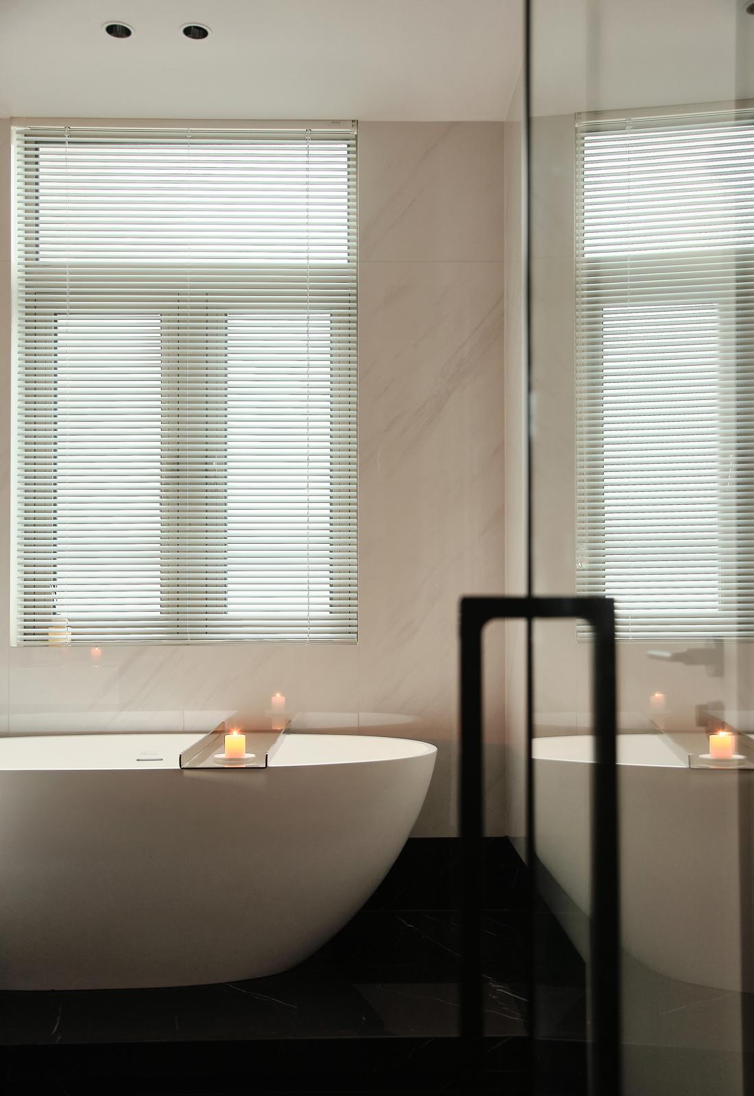 简约纯粹大平层空间设计-59