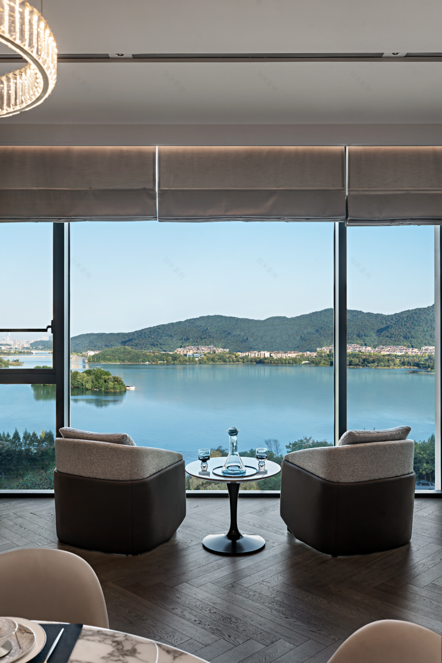 长沙450㎡大平层 | 面朝湖心,春暖花开-21