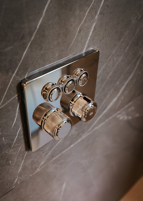 One Bathroom, Two Ways of Living: From Daily Routines to Weekend Retreats - Kallums Bathrooms-1