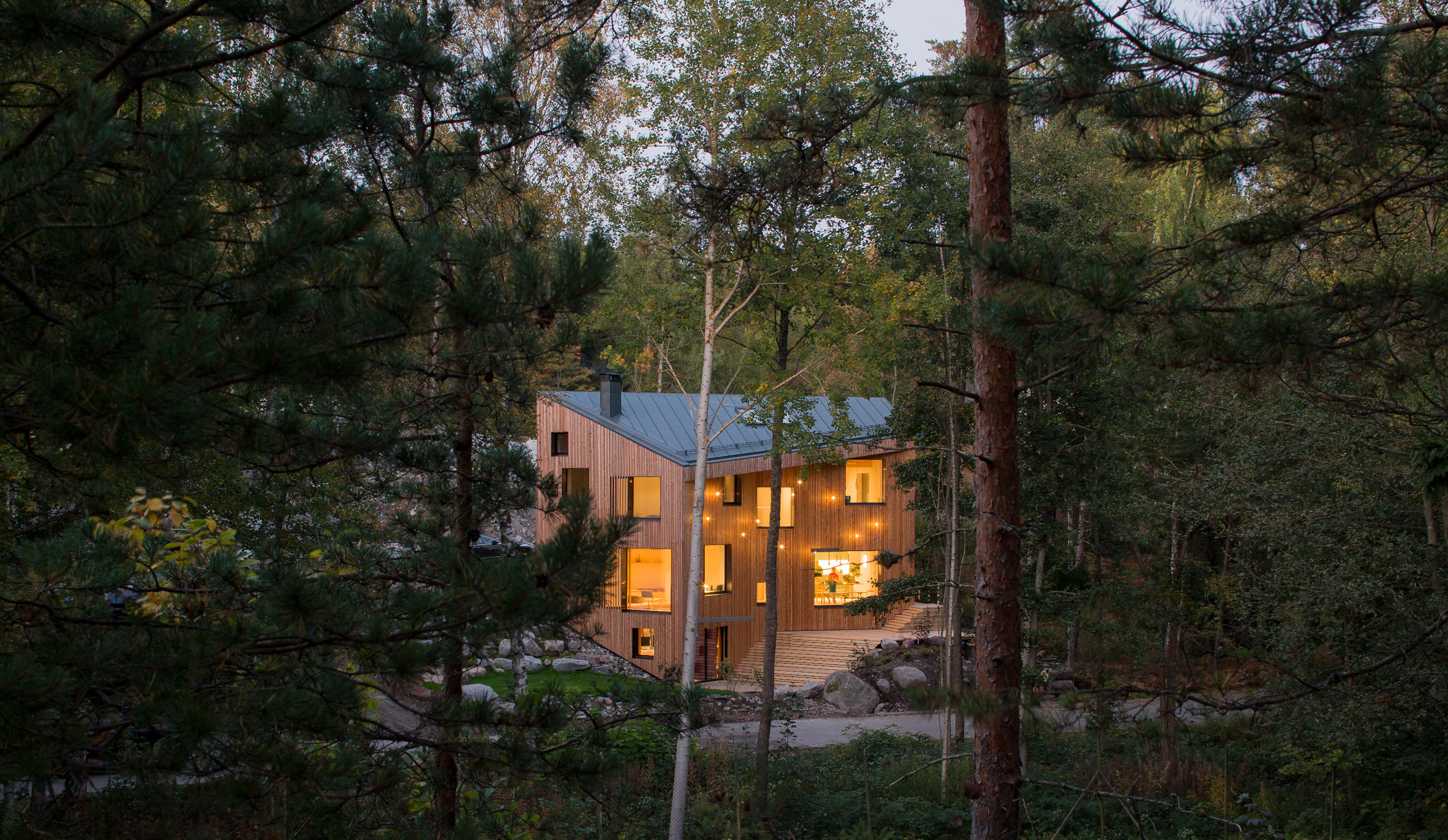 Ortraum Architects creates home with trapeze, climbing wall and hammock-21