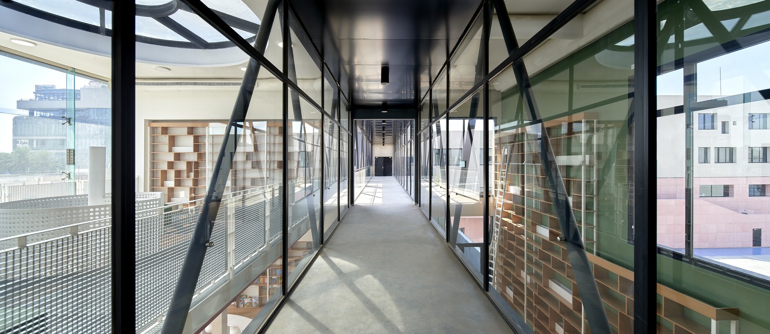 伊拉克巴格达国际社区学校丨穆杜尼工作室-27