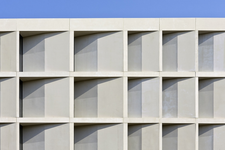 heneghan peng architects - University of Greenwich: Stockwell St. Building | London-14