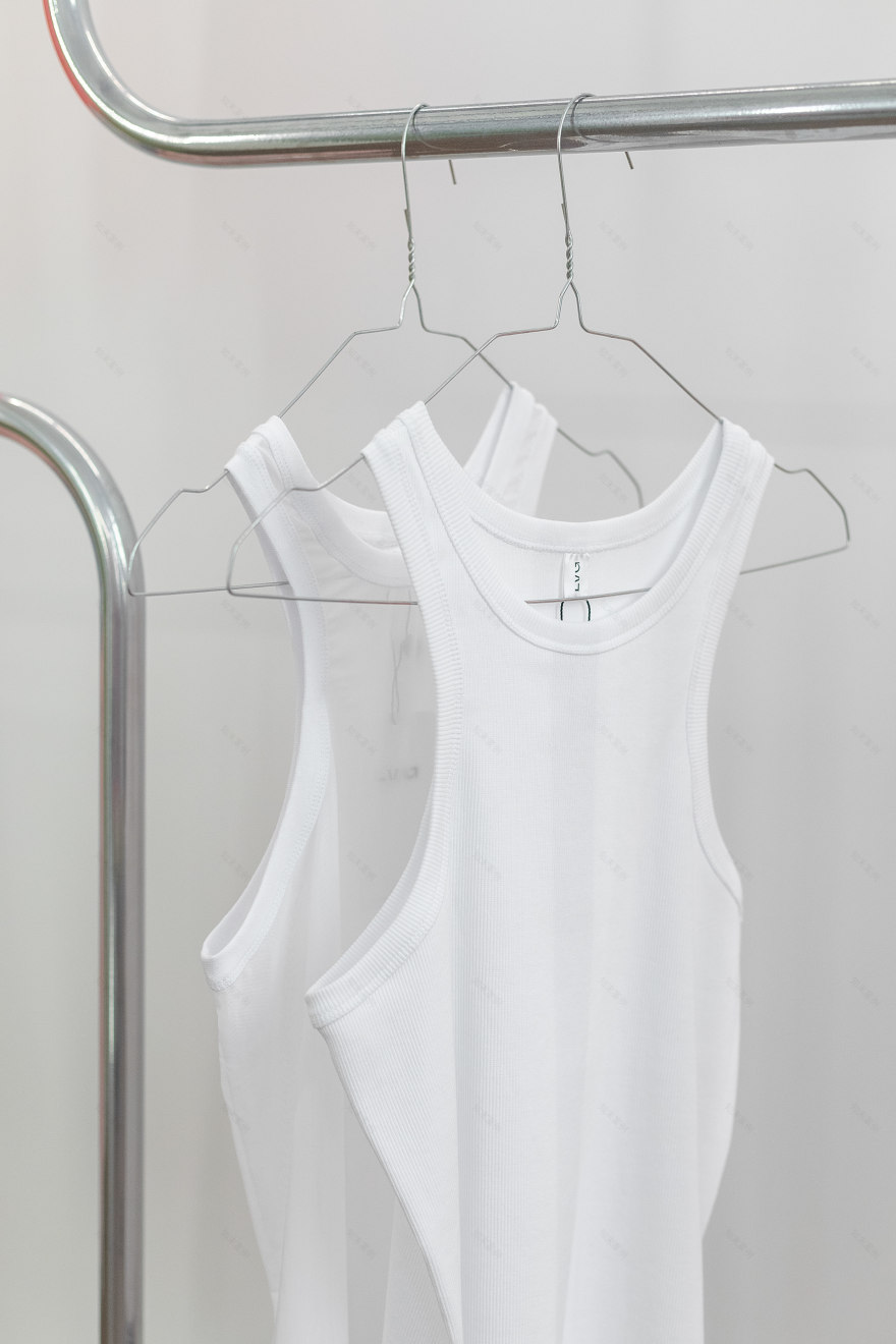 LVG 爱的商品(由于LOVEGOODS不是常见词汇组合,爱的商品是基于字面的一种较为直接的翻译) 丨RussiaMoscow丨Olga Potapova,Anna Sitnikova-22