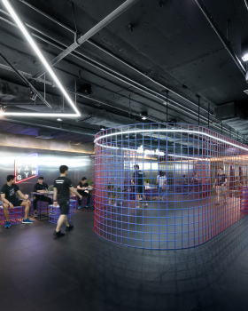 Sam Yan Gym / Looklen Architects