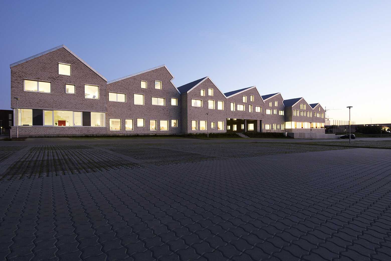 奥胡斯社会与健康护理学院-11