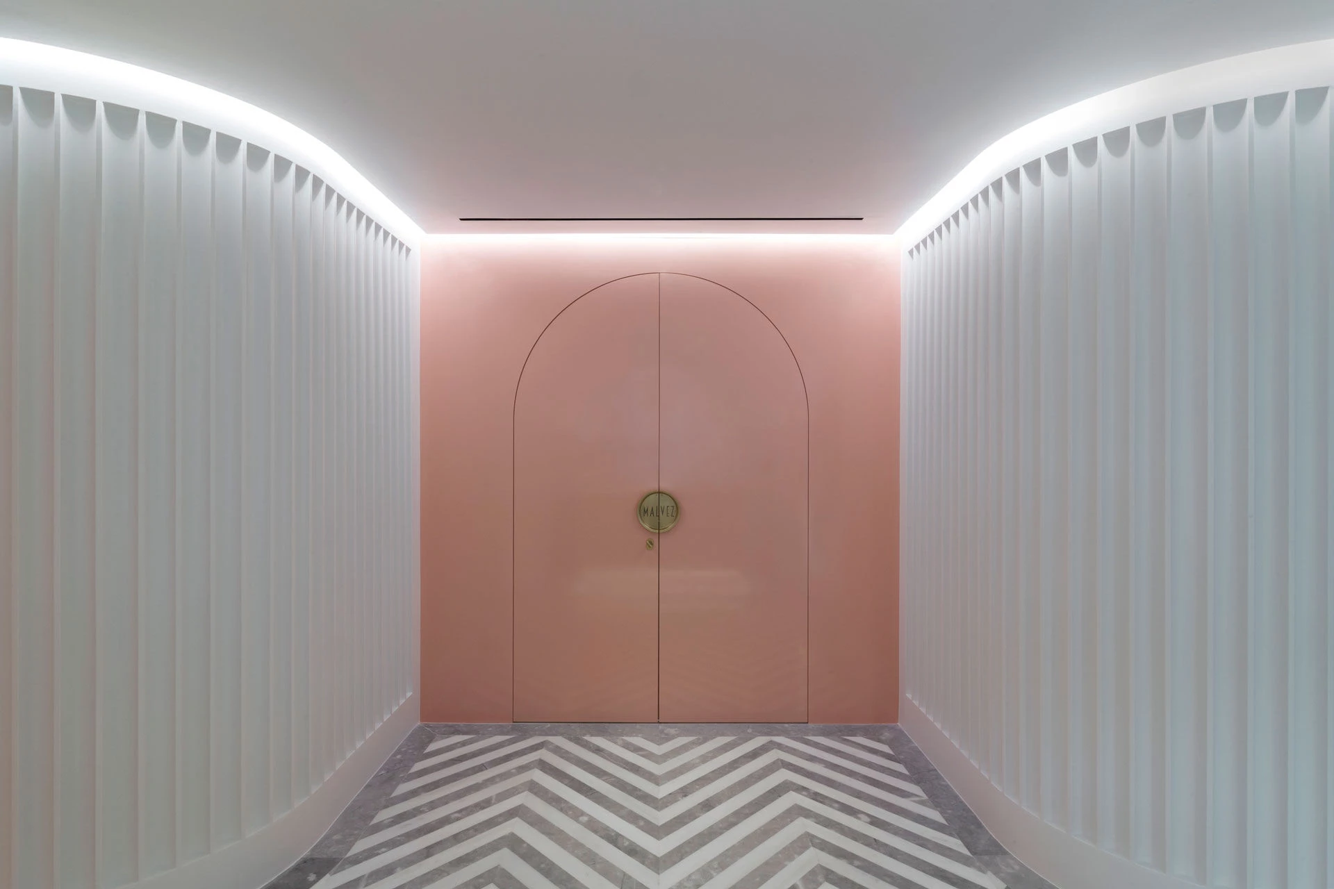 MALVEZ SHOWROOM & ATELIER-11