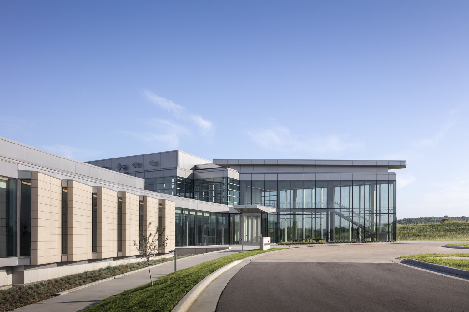 Wisconsin 教育总部大楼丨美国威斯康星丨Flad Architects-1