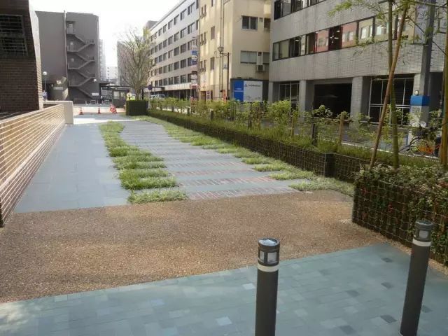 创意铺装设计，草坪与硬质材料的美妙融合-22