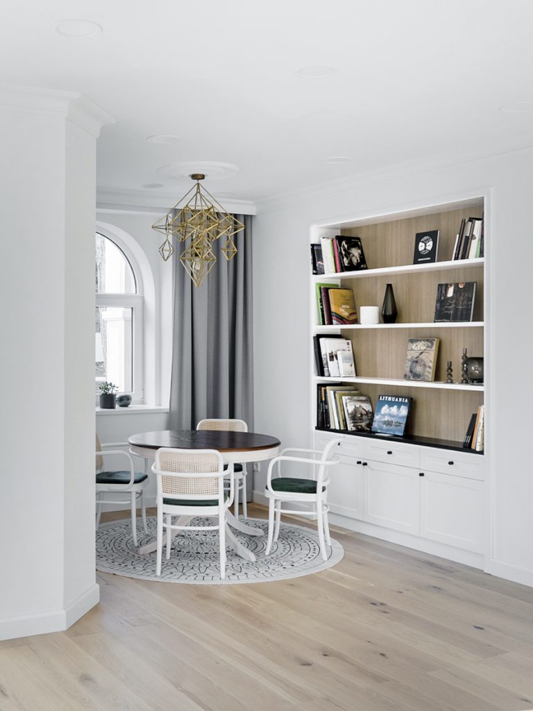 Lietuvos ambasada Prahoje, Čekijoje InArch-22