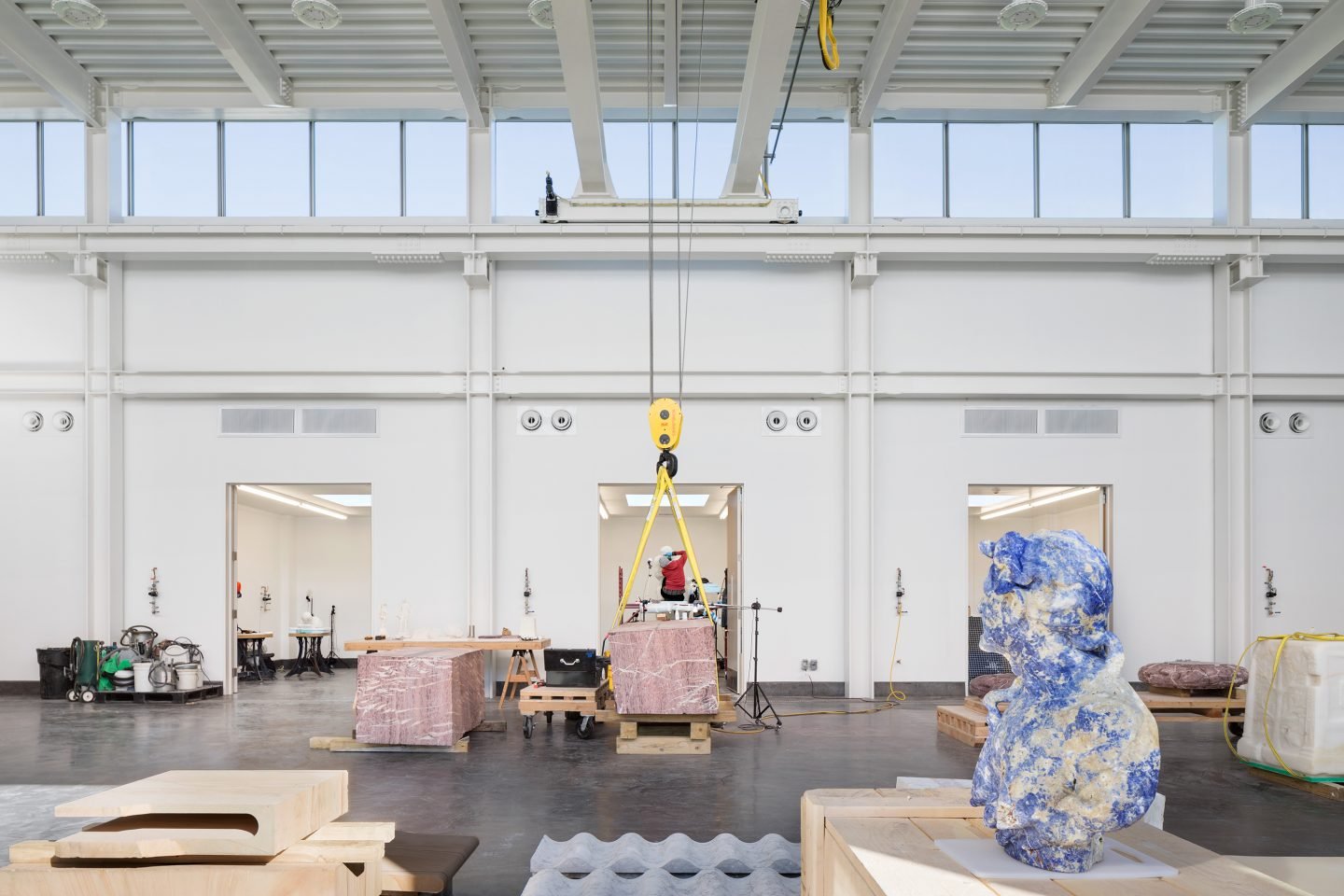 Andrew Berman Architect Designs Impressive Multifunctional Studio For A Brooklyn Artist - IGNANT-2