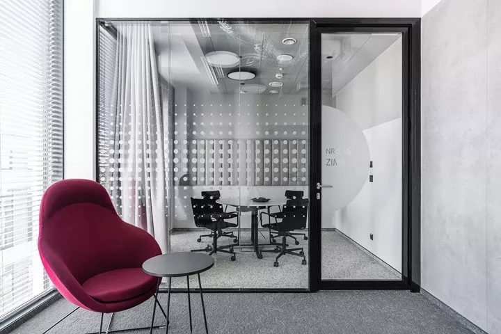 波兰桑坦德银行卢布林办公室-24