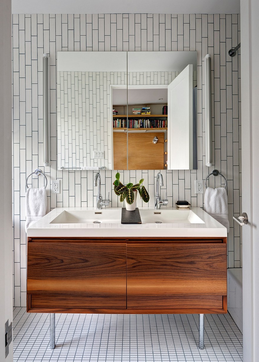 Fort Greene Brownstone House Divided into Three Duplexes for an Extended Family-41