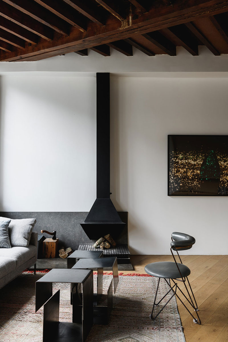 伦敦前仓库改造的时尚单身公寓-2