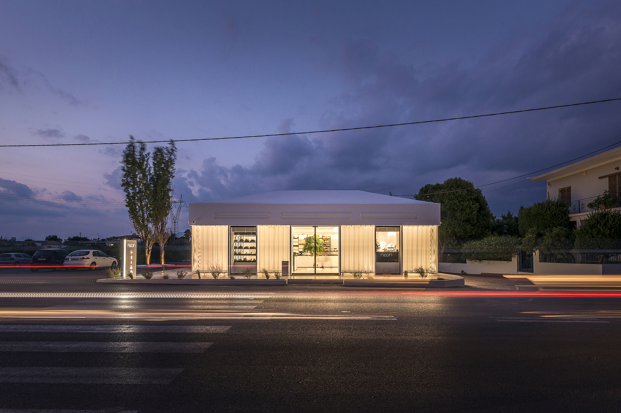 Neon Bakery & Coffee / Studio 2Pi Architecture-47