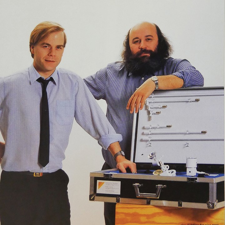 Notre marque | Modular Lighting Instruments-0