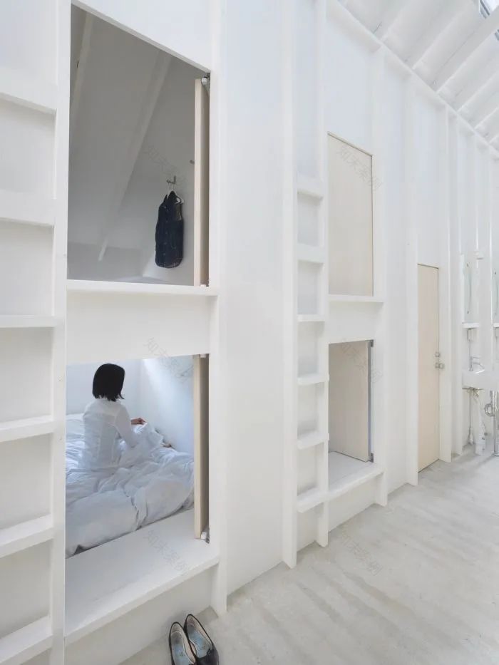 Koyasan 胶囊旅馆丨日本丨Alphaville Architects-24