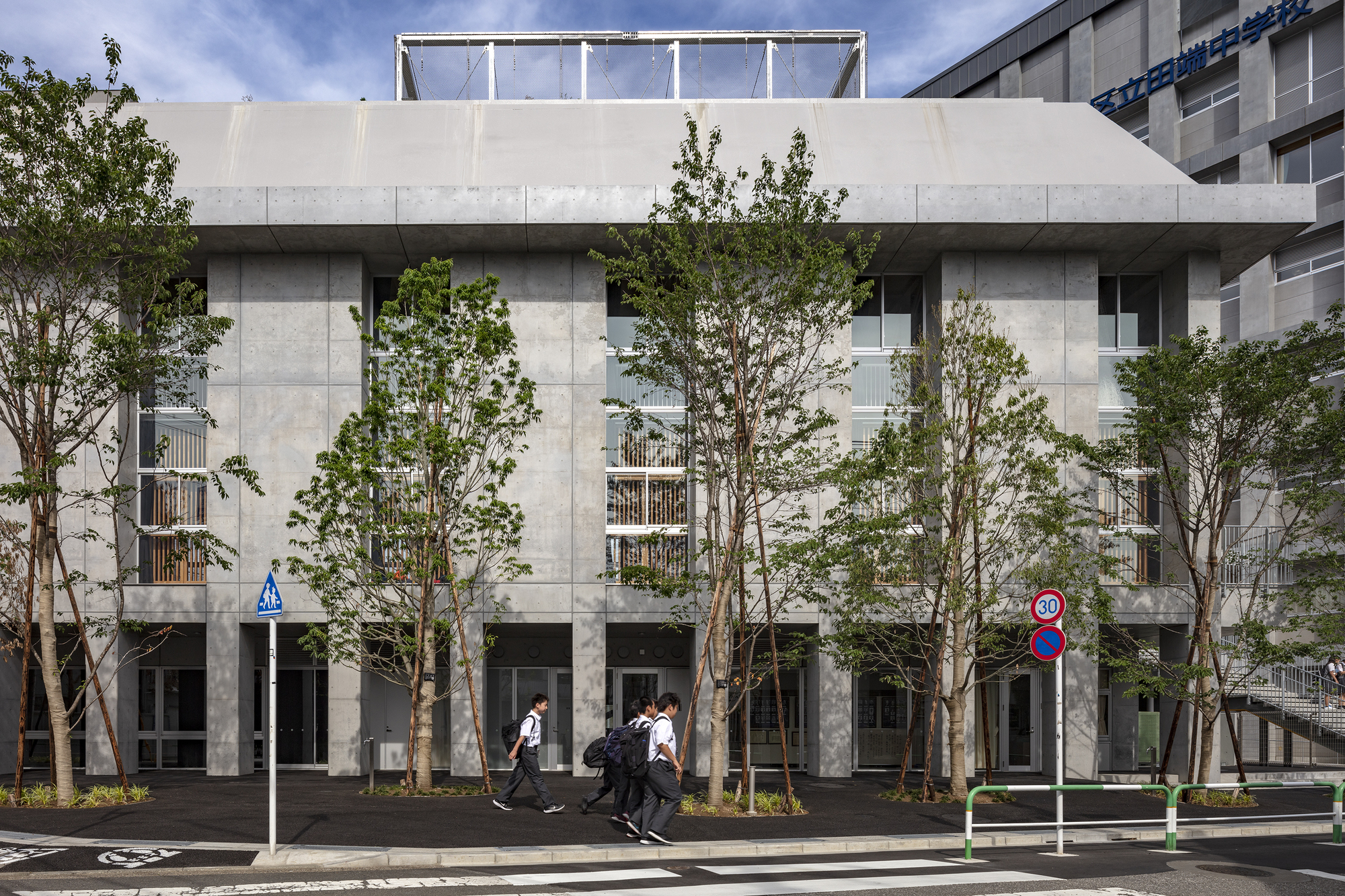 田畑初中丨日本东京丨Coelacanth K&H Architects-35